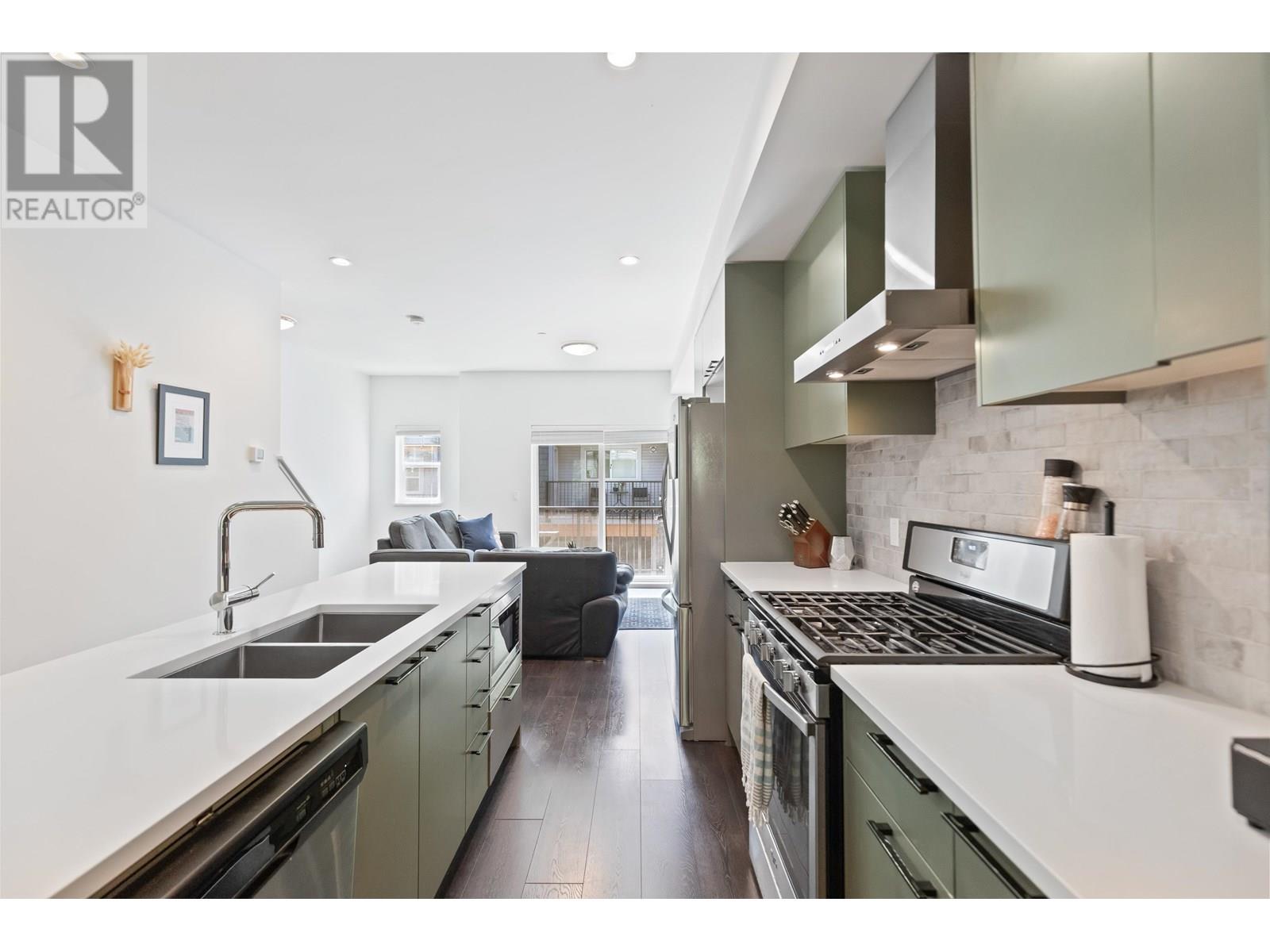 Photo 19 of 31 22810 113 Avenue, Maple Ridge BC