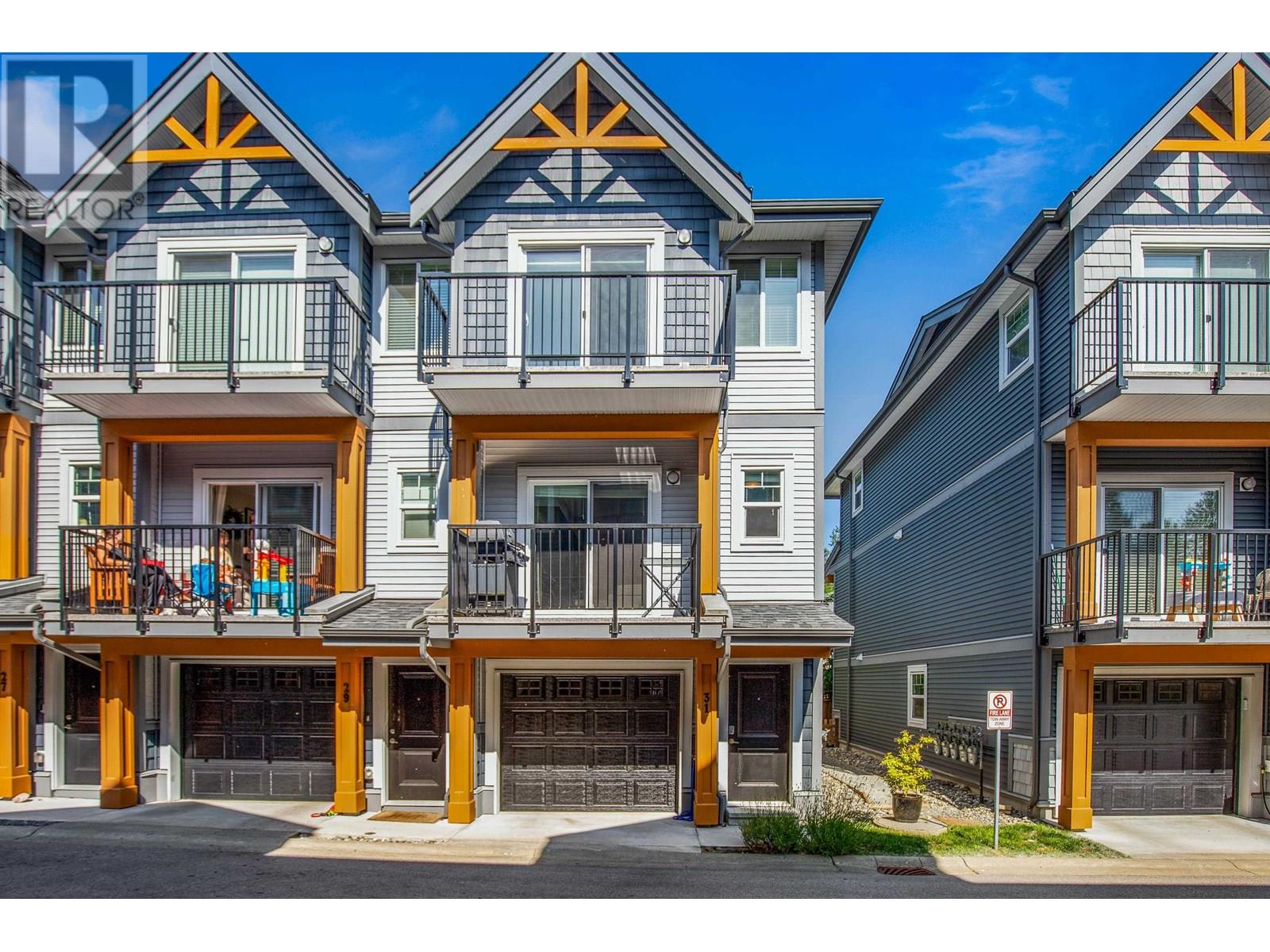 Photo 18 of 31 22810 113 Avenue, Maple Ridge BC