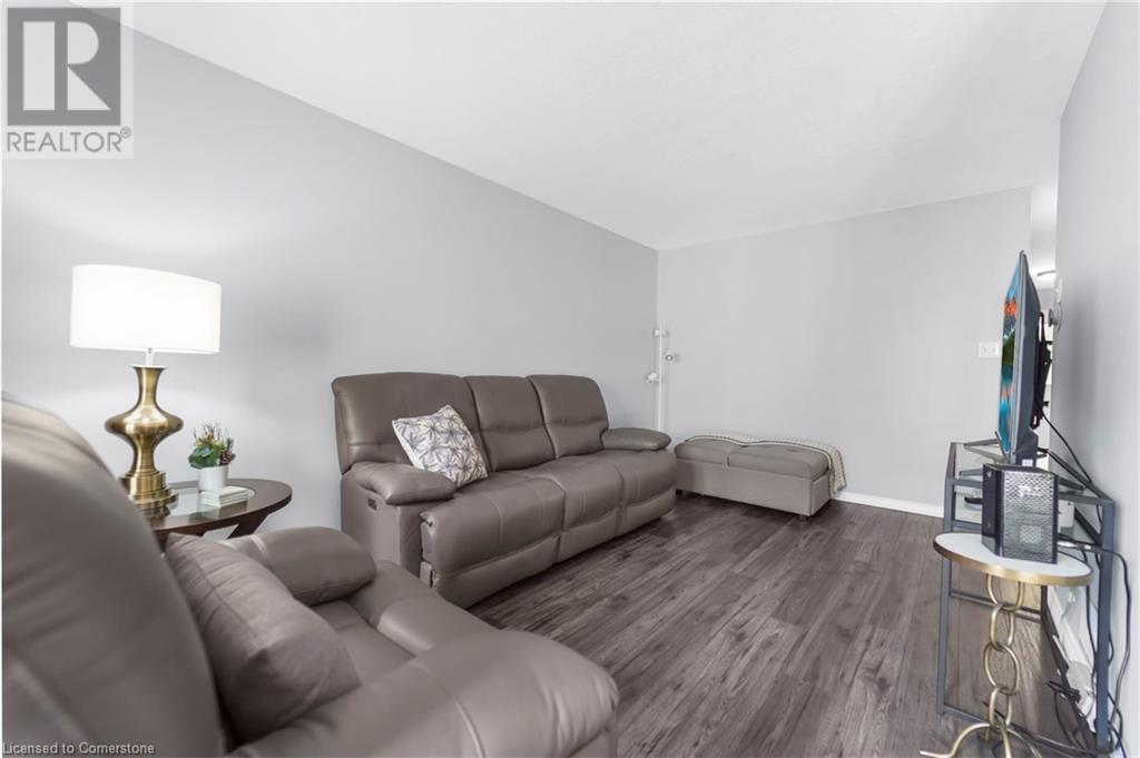 Photo 11 of 1523 Upper Gage Avenue Unit 10, Hamilton ON
