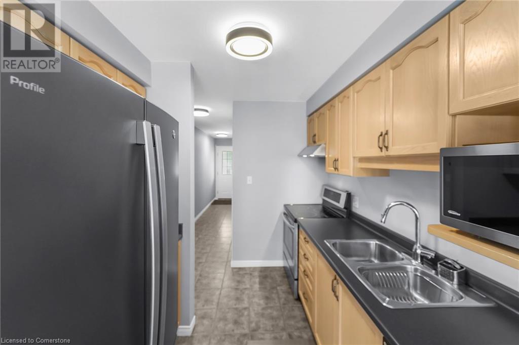 Photo 16 of 1523 Upper Gage Avenue Unit 10, Hamilton ON