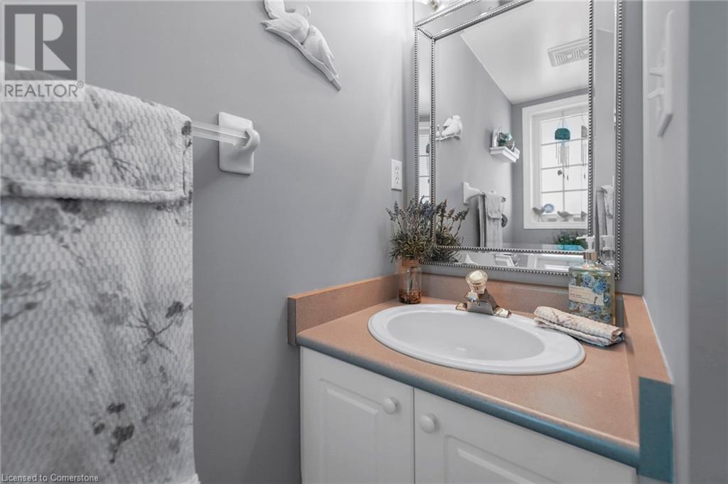 Photo 20 of 1523 Upper Gage Avenue Unit 10, Hamilton ON