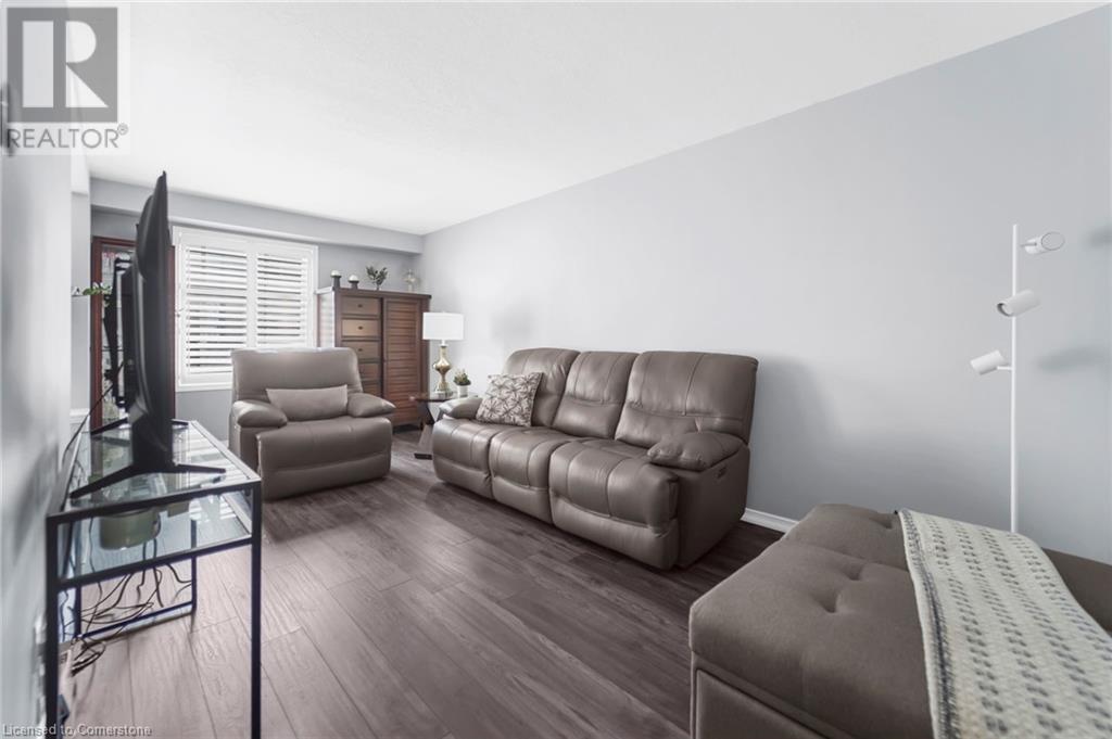 Photo 9 of 1523 Upper Gage Avenue Unit 10, Hamilton ON