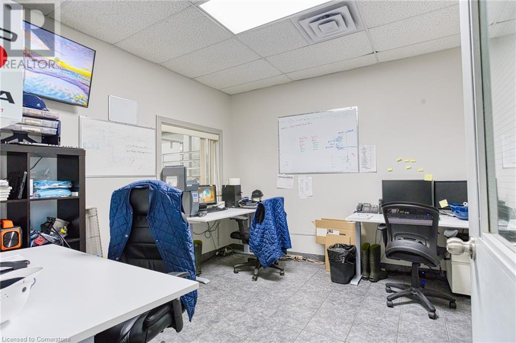 Photo 44 of 46 Community Avenue, Stoney Creek ON