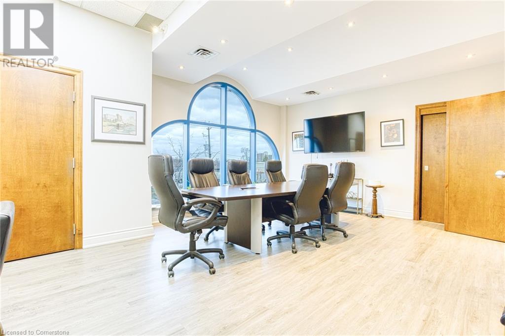 Photo 28 of 46 Community Avenue, Stoney Creek ON