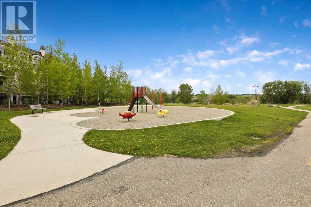 Single Family House for Sale in   Quarry Way SE Douglasdale/Glen Calgary 