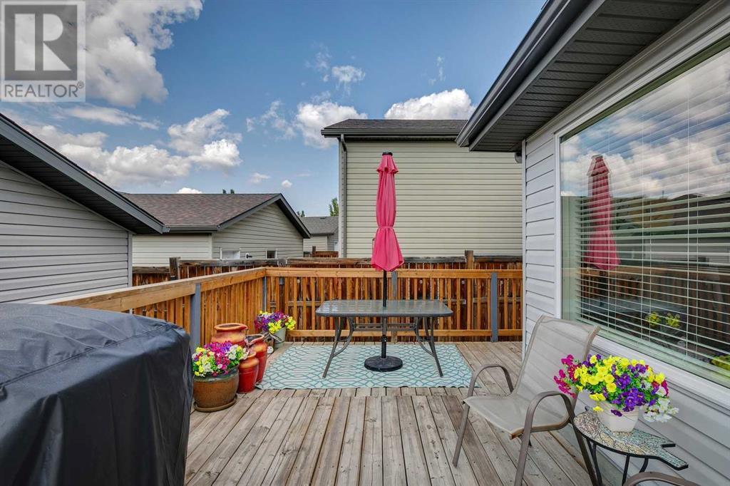 Single Family House for Sale in  Everridge Drive SW Evergreen Calgary 