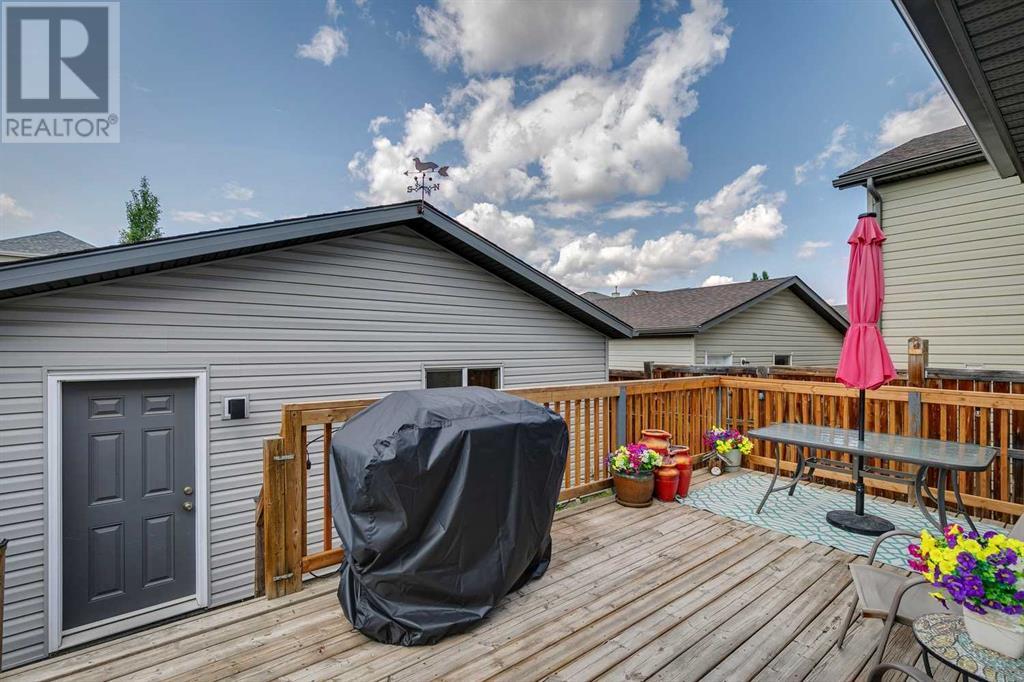 Single Family House for Sale in  Everridge Drive SW Evergreen Calgary 