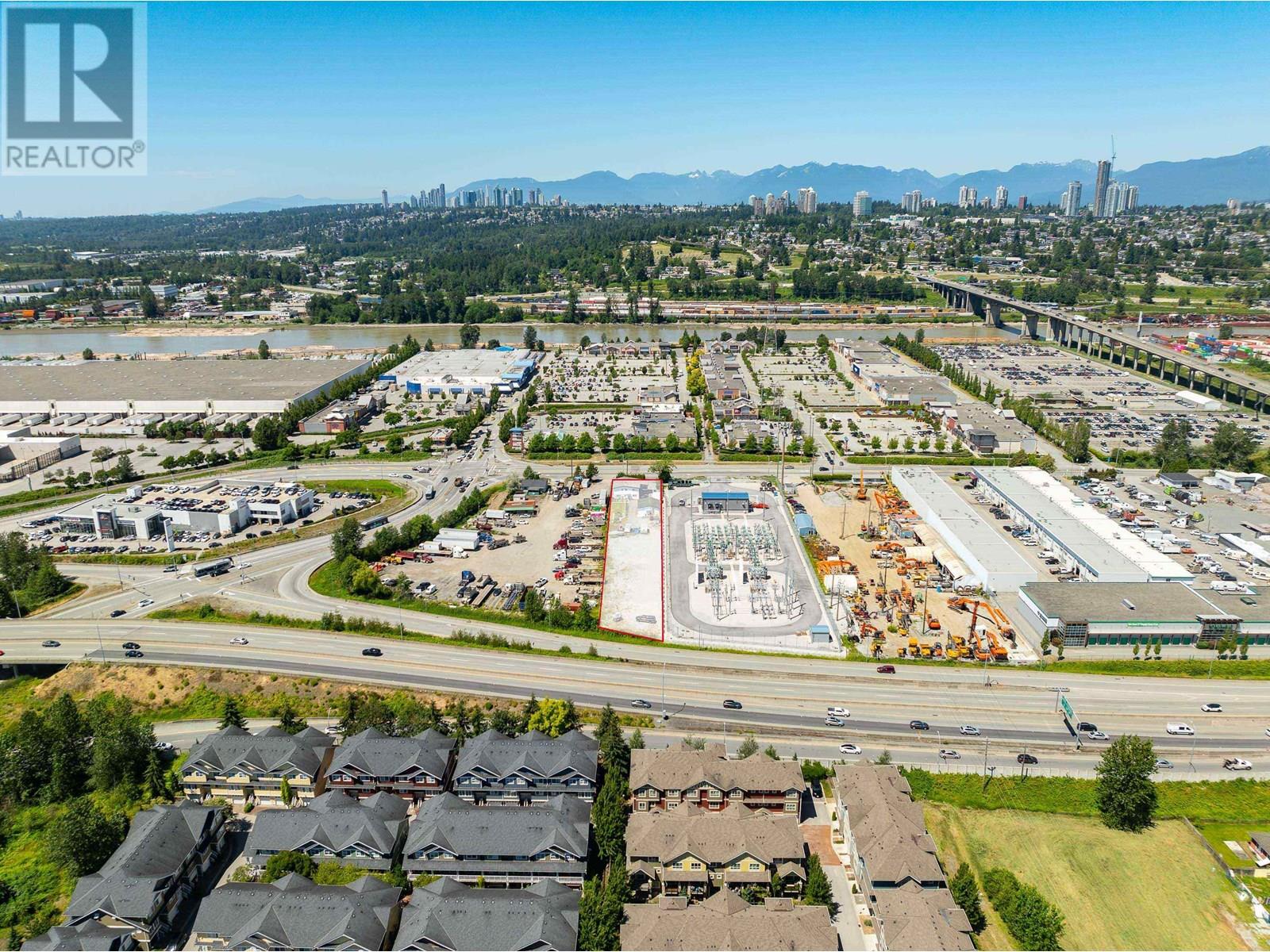 Photo 3 of 906 Boyd Street, New Westminster BC