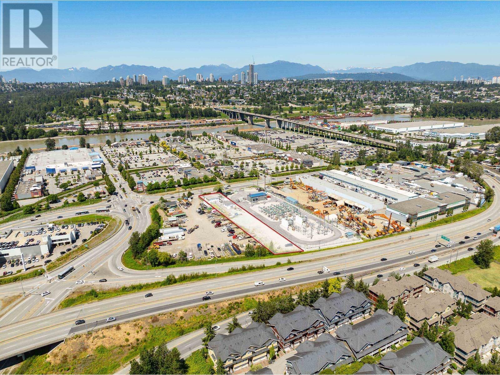 Photo 2 of 906 Boyd Street, New Westminster BC
