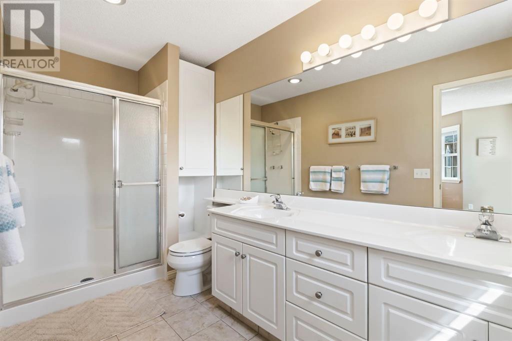 Single Family House for Sale in    Avenue NW Mount Pleasant Calgary 