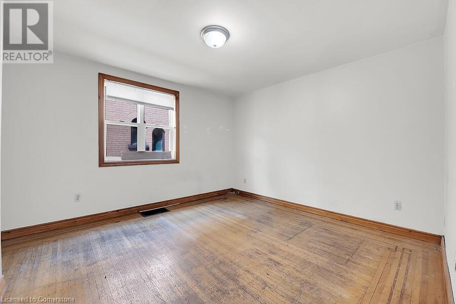 Photo 5 of 88 Grant Avenue, Hamilton ON