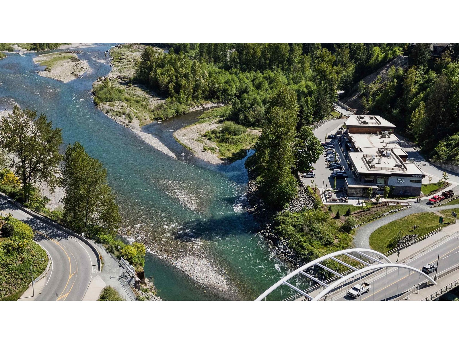 210 45505 CAMPUS DRIVE, Garrison Crossing, Chilliwack