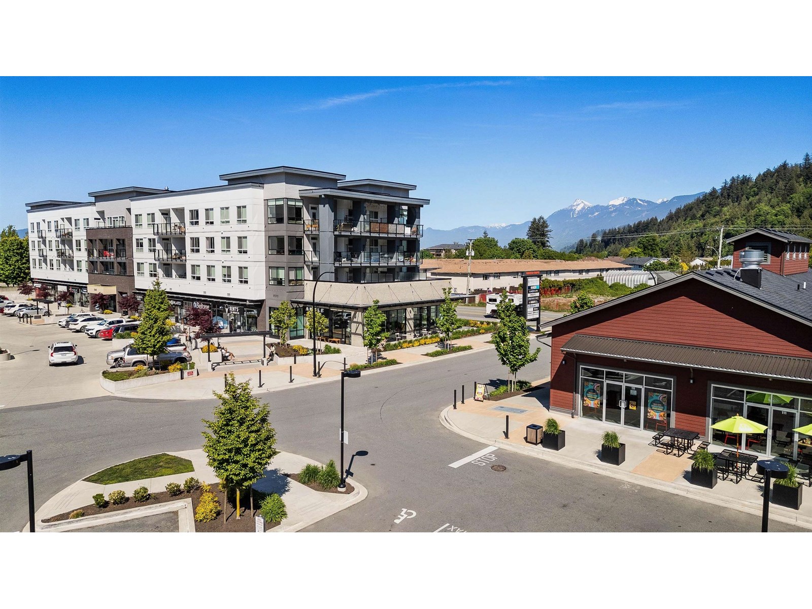 210 45505 CAMPUS DRIVE, Garrison Crossing, Chilliwack