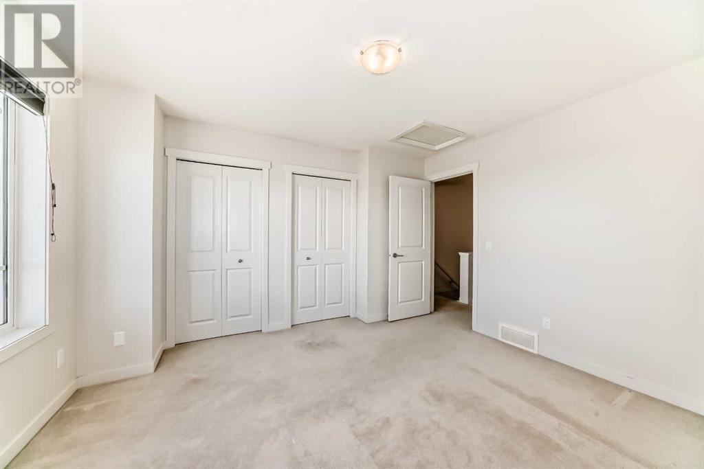 Single Family House for Sale in  Sherwood Lane NW Sherwood Calgary 