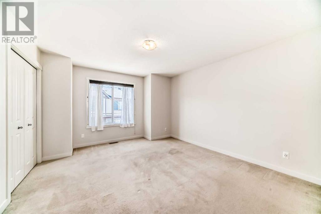 Single Family House for Sale in  Sherwood Lane NW Sherwood Calgary 