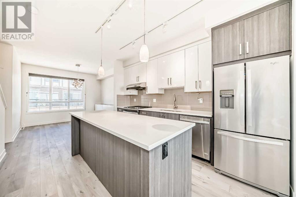 Single Family House for Sale in  Sherwood Lane NW Sherwood Calgary 