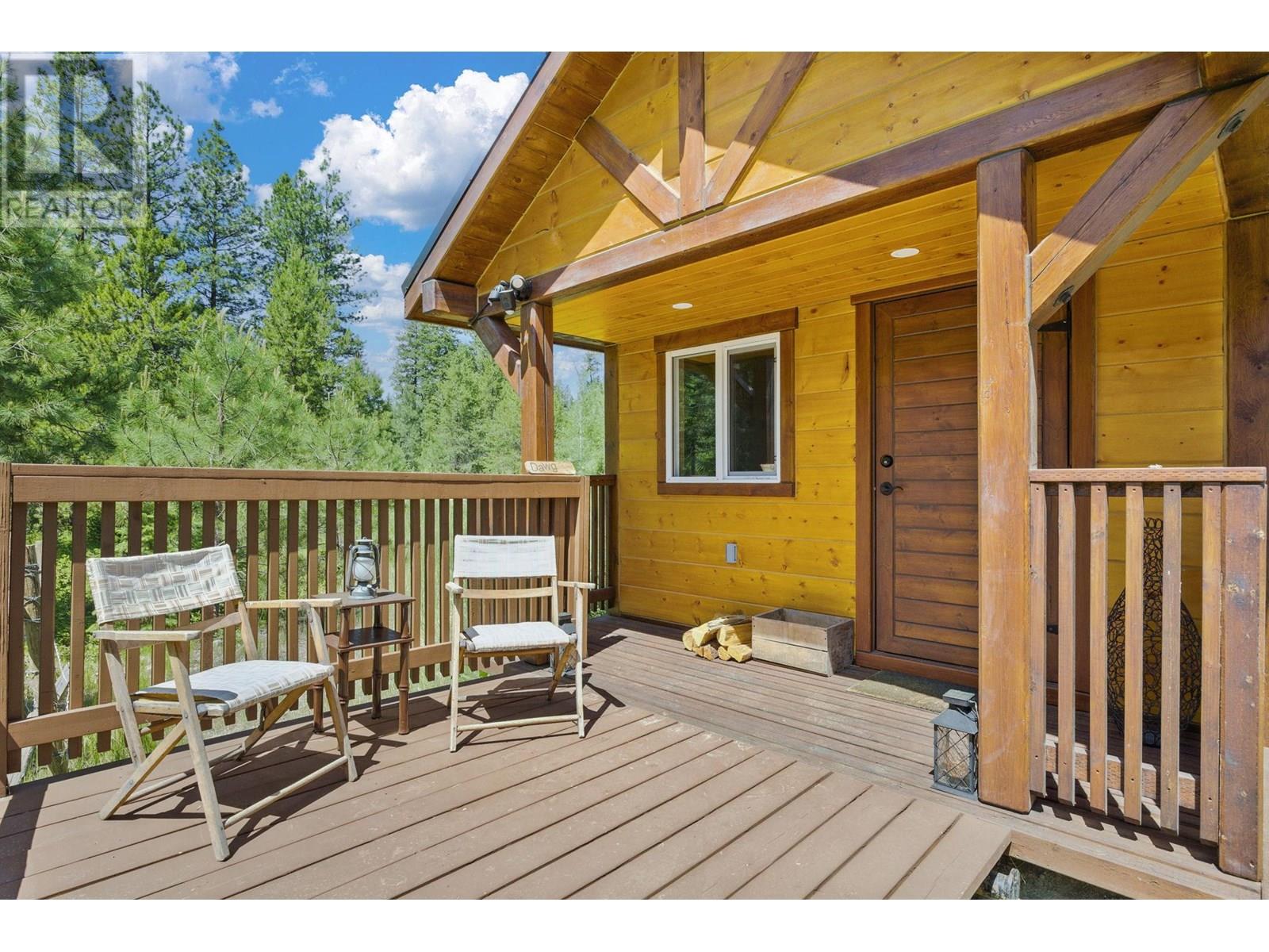  6241 33 Highway, Carmi