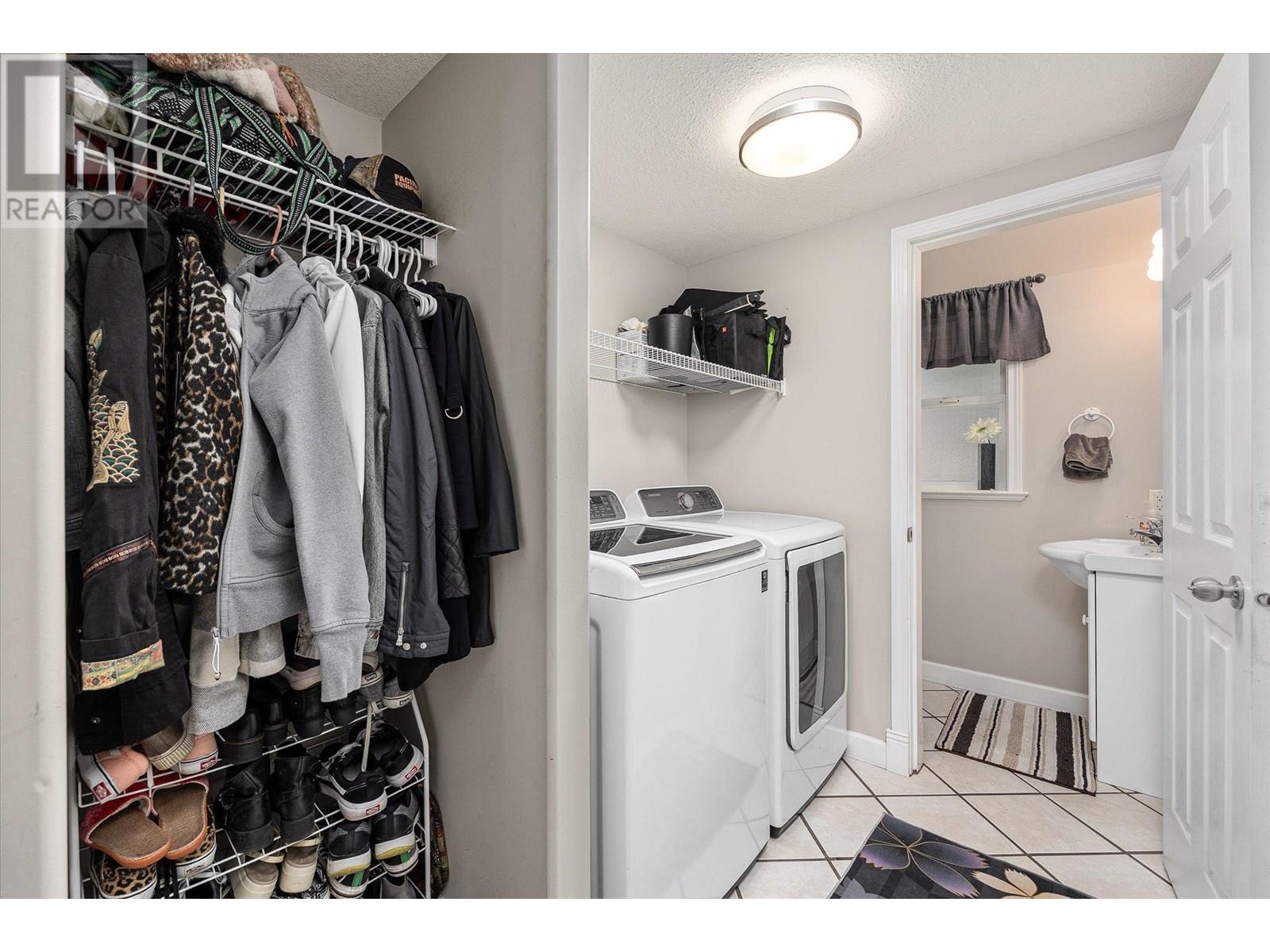  1404 Inkar Road, Kelowna