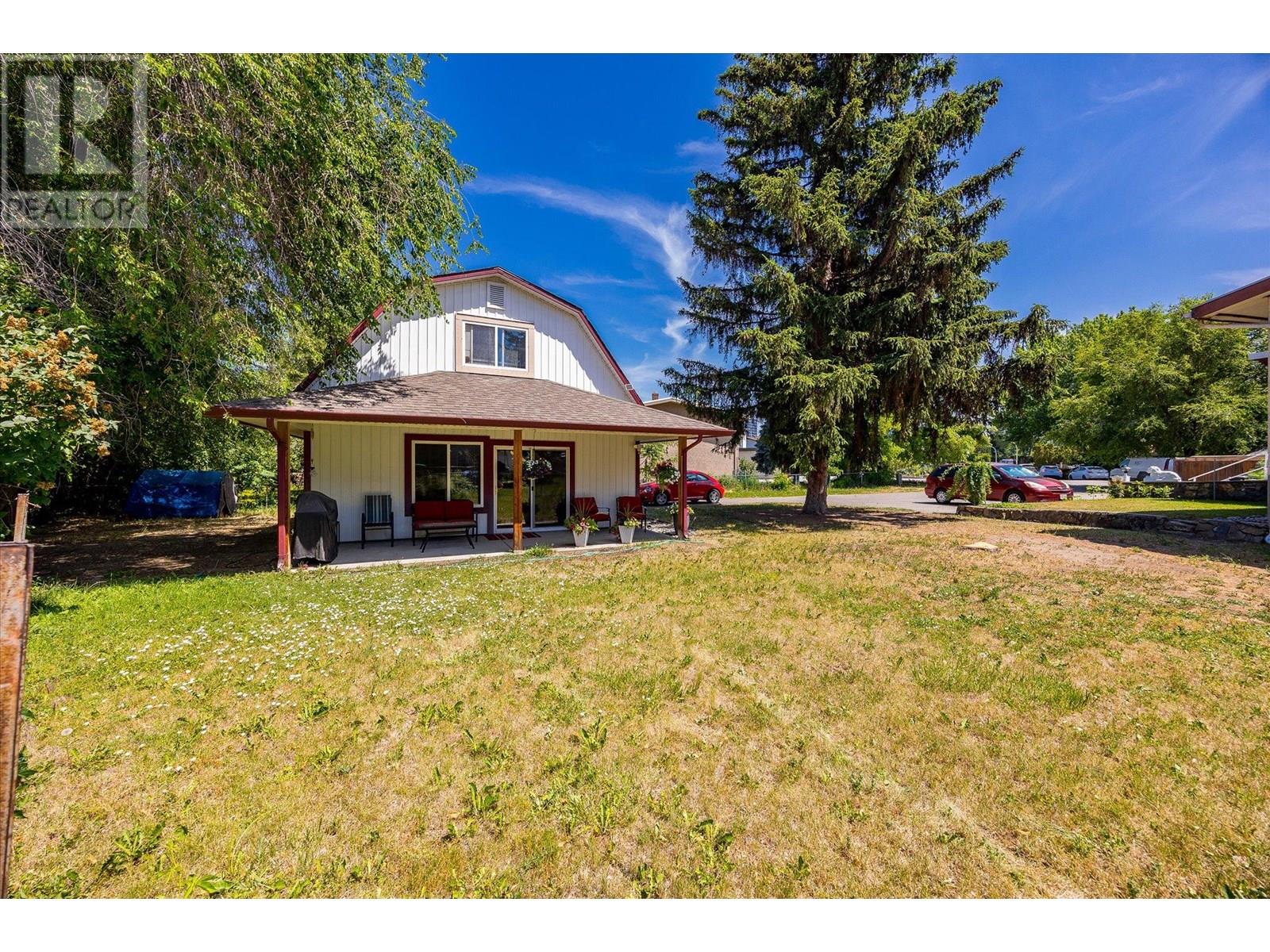  1404 Inkar Road, Kelowna