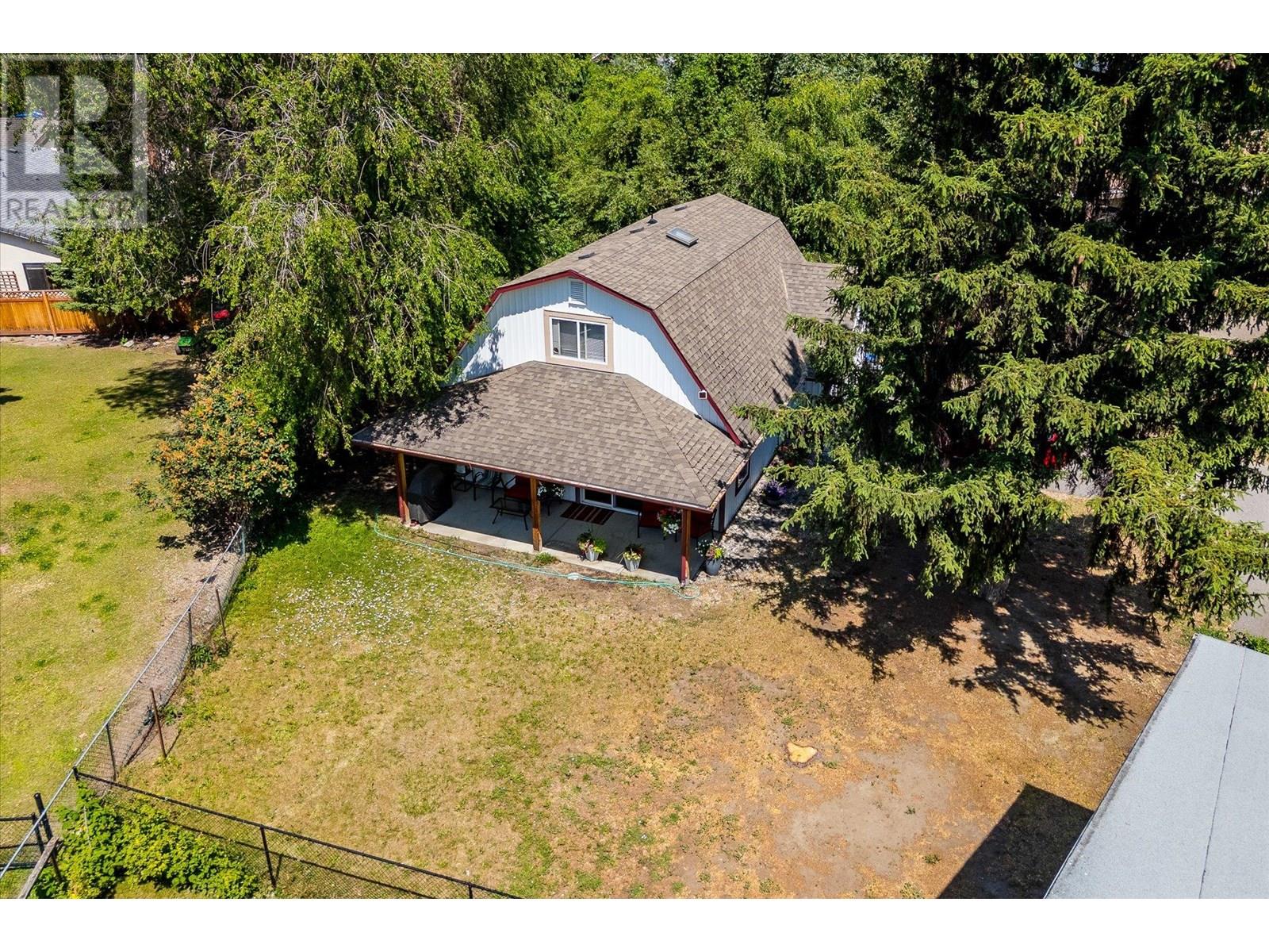  1404 Inkar Road, Kelowna