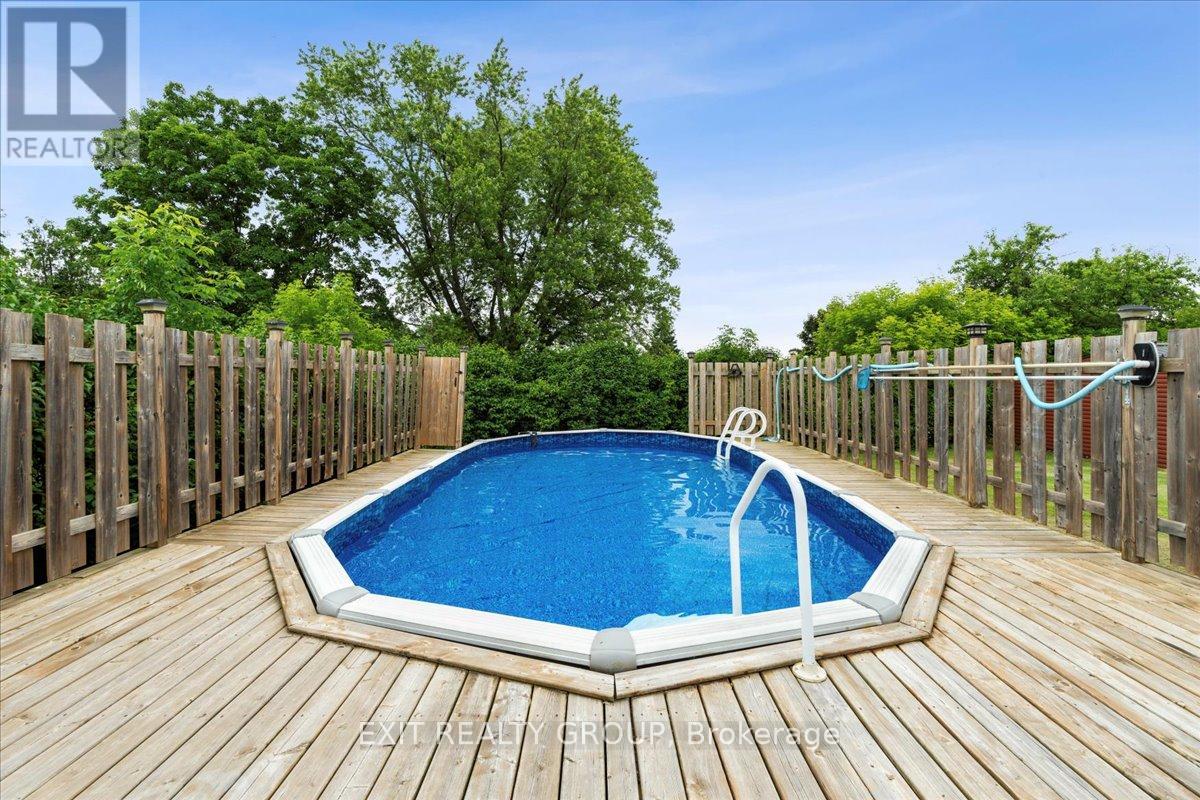 Photo 4 of 29 Barry Road, Quinte West ON