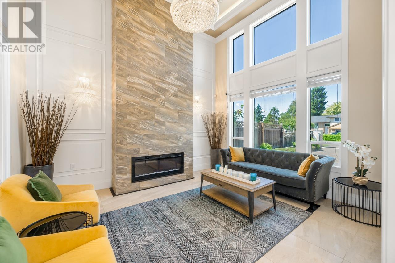 Photo 3 of 10880 Maddocks Road, Richmond BC