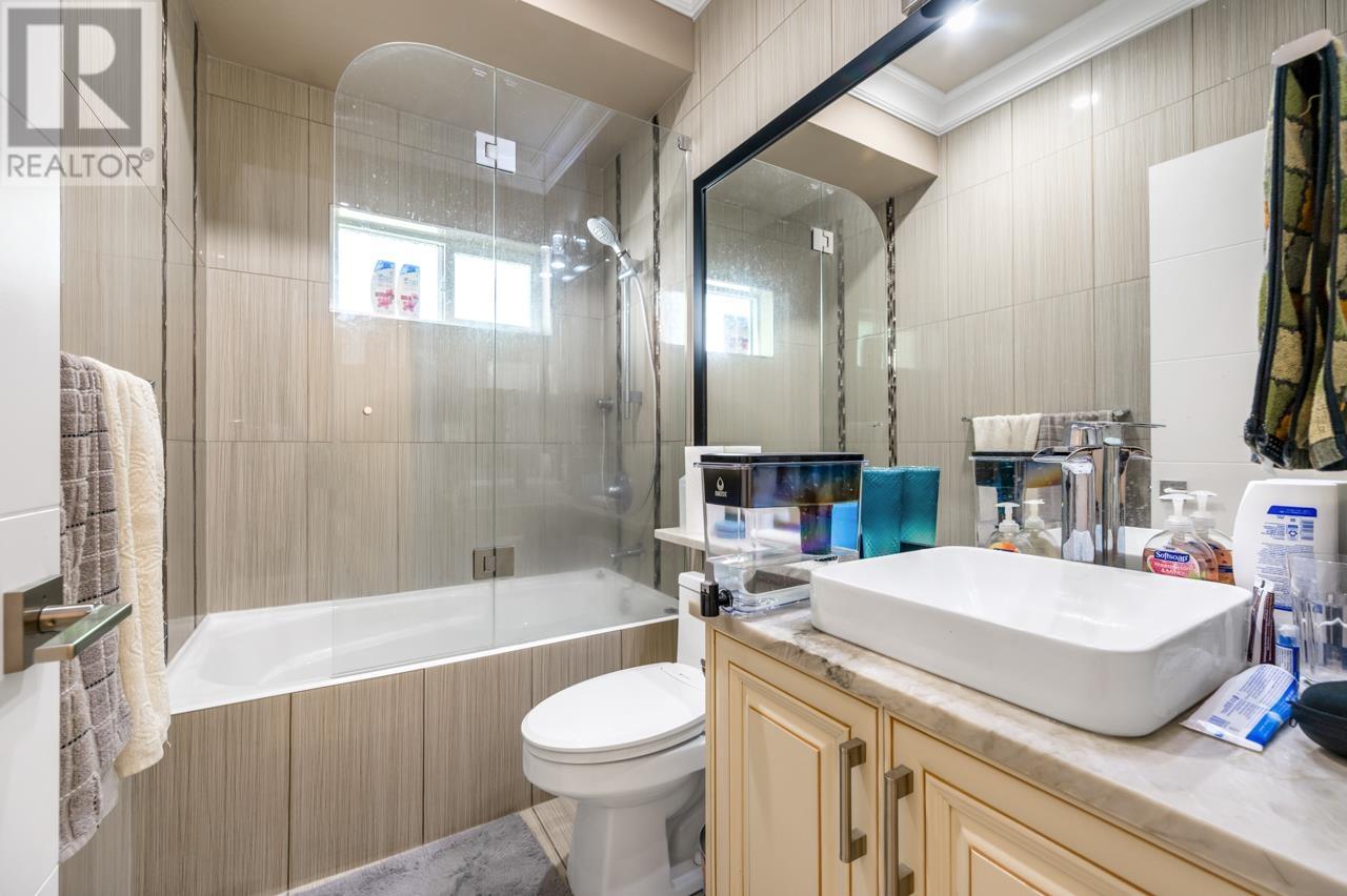 Photo 18 of 10880 Maddocks Road, Richmond BC