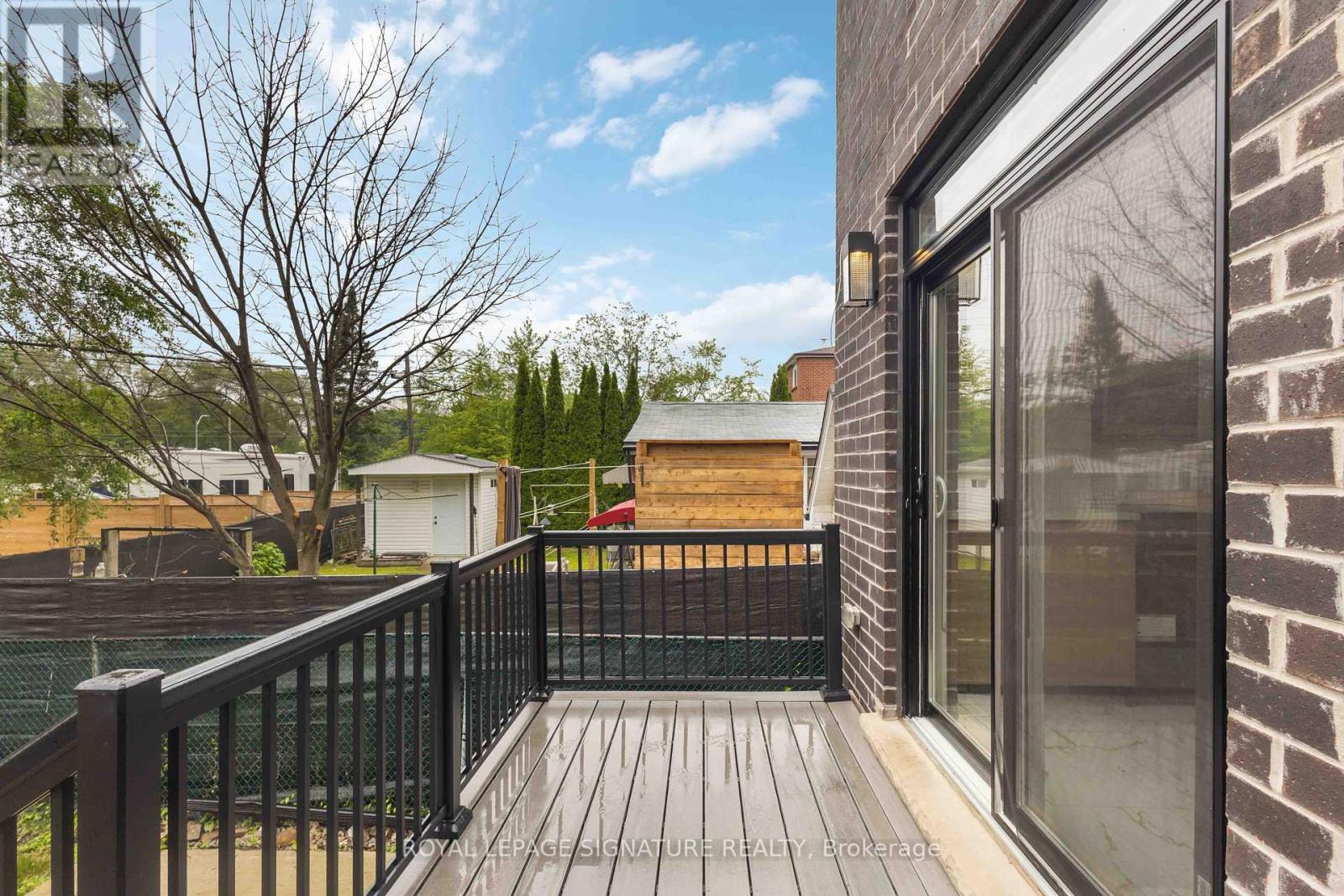Single Family House for Sale in  BYNG AVENUE Toronto (Oakridge) 
