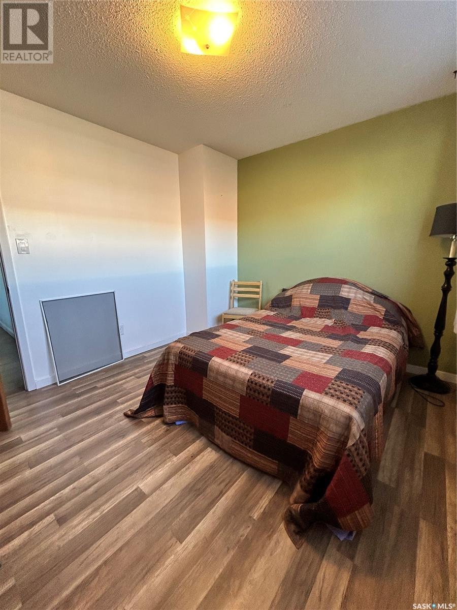 Single Family House Low rise for Sale in   Rae STREET Regina 