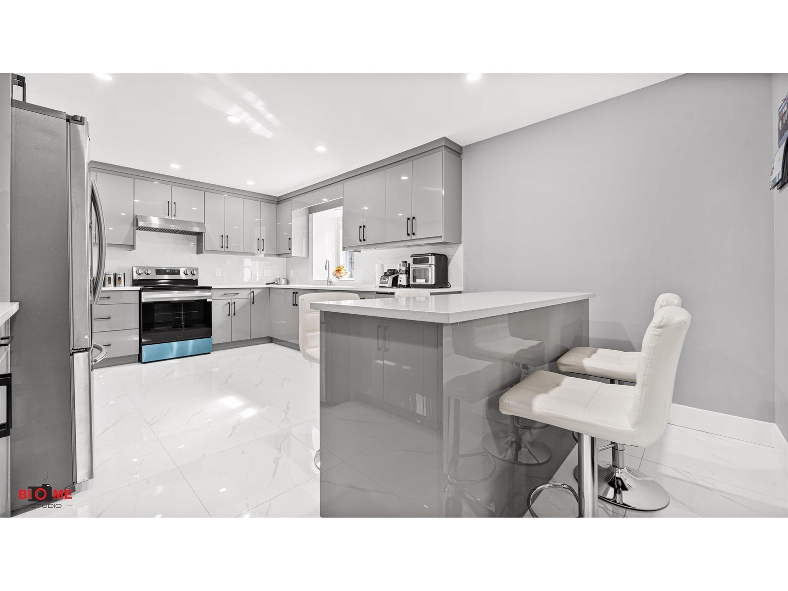 Photo 6 of 12478 69 Avenue, Surrey BC