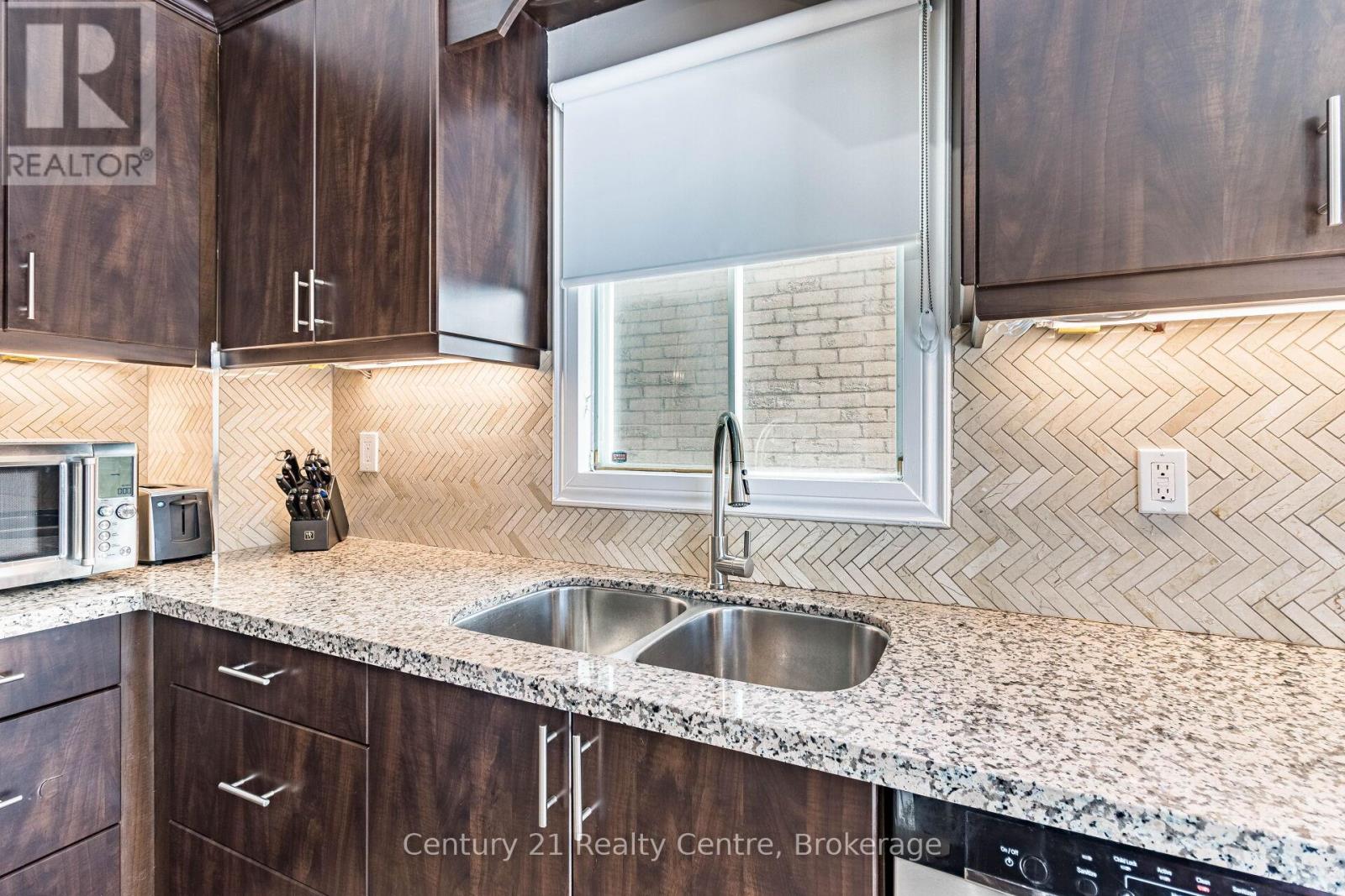 Single Family House for Sale in  NIAGARA PLACE Brampton (Westgate) 