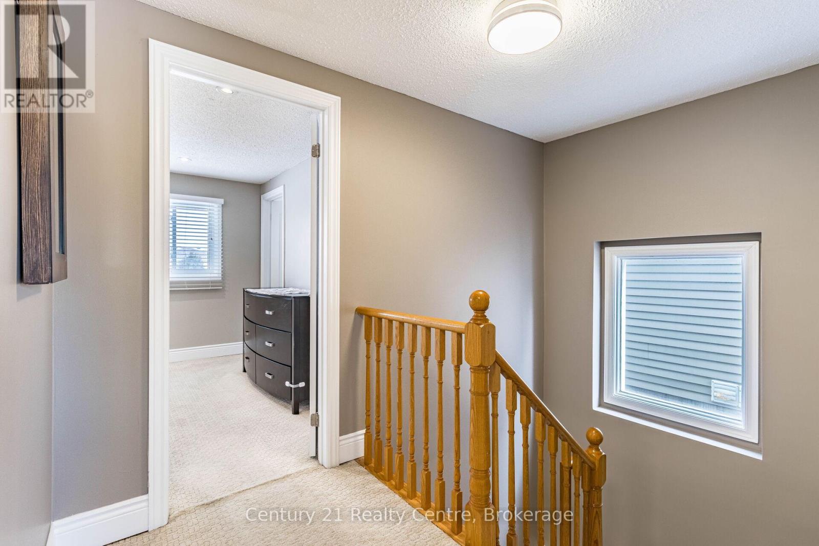 Single Family House for Sale in  NIAGARA PLACE Brampton (Westgate) 