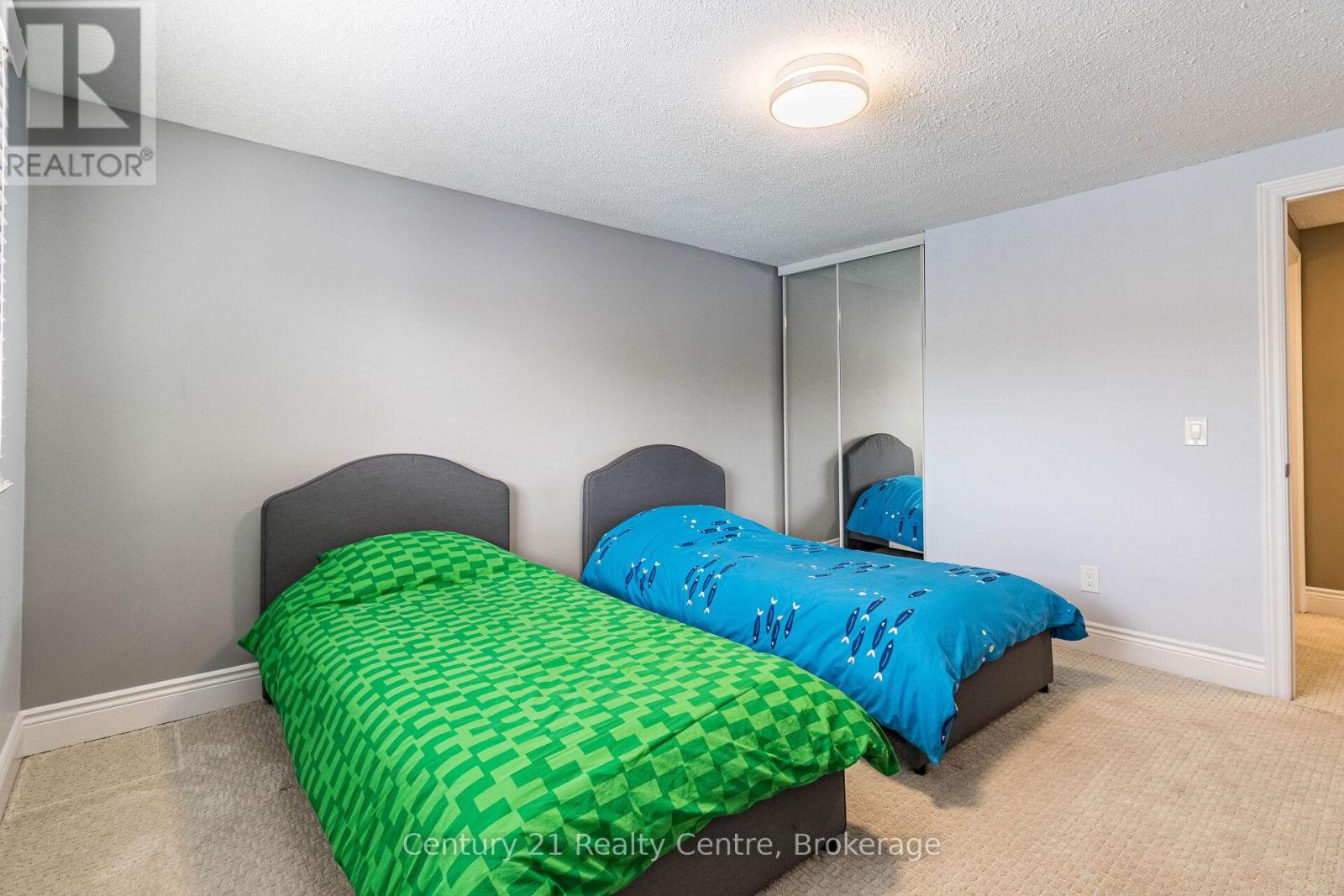Single Family House for Sale in  NIAGARA PLACE Brampton (Westgate) 