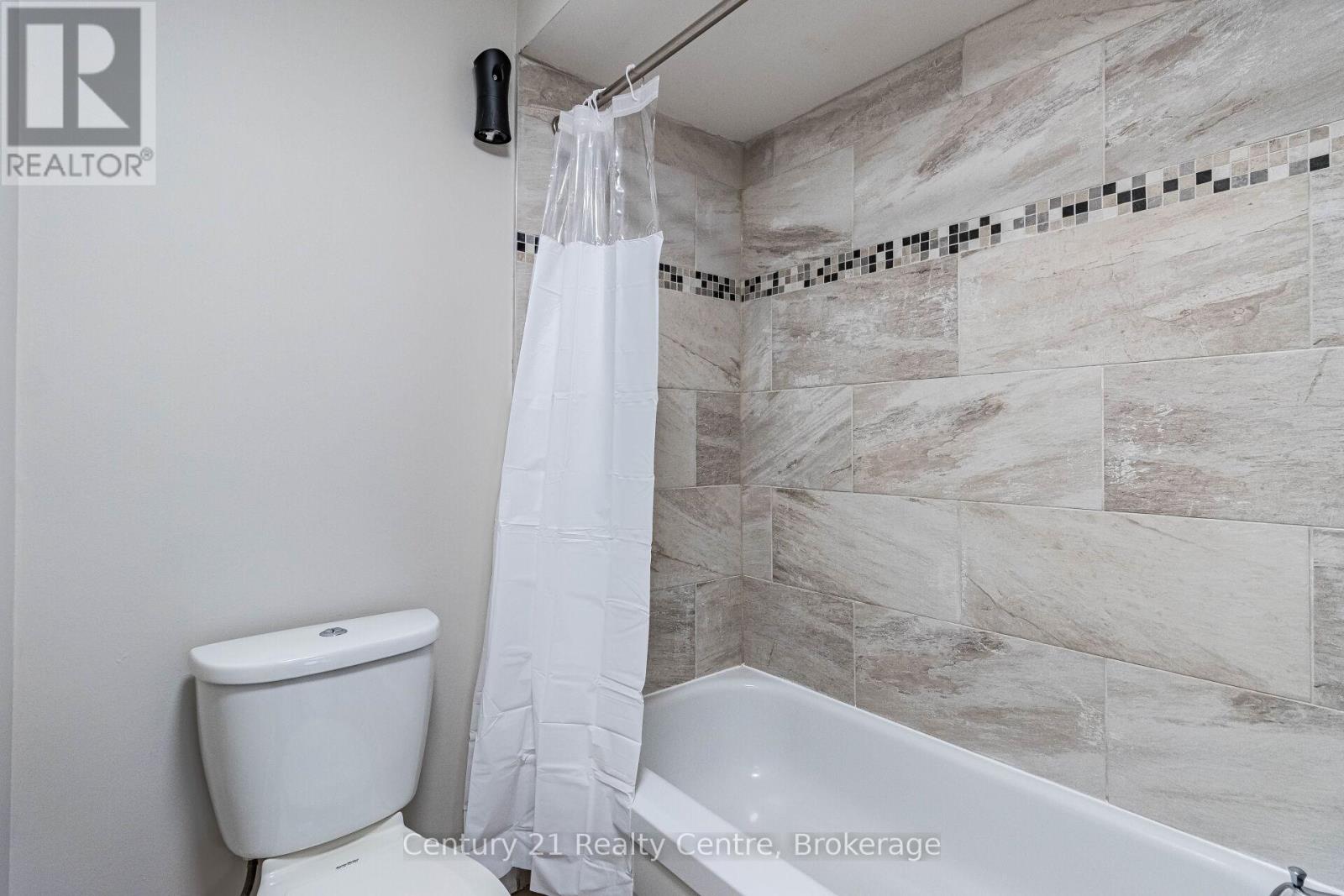 Single Family House for Sale in  NIAGARA PLACE Brampton (Westgate) 