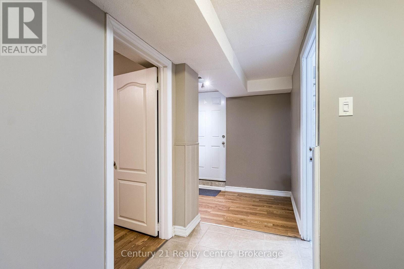 Single Family House for Sale in  NIAGARA PLACE Brampton (Westgate) 