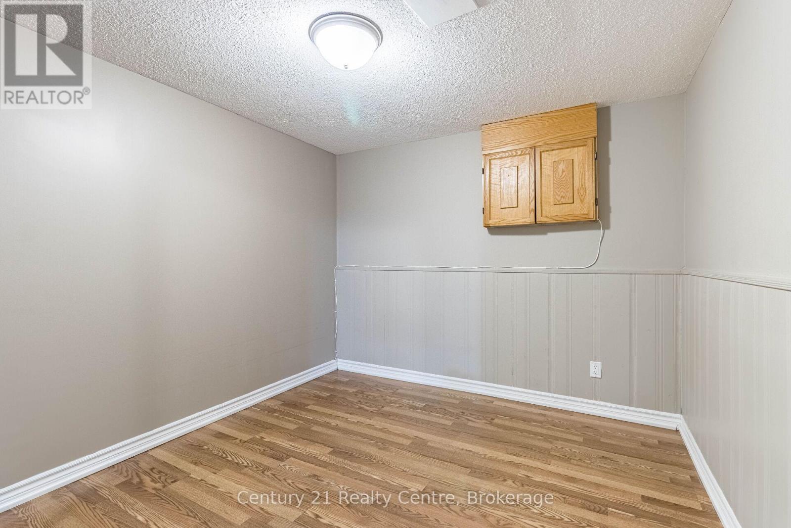 Single Family House for Sale in  NIAGARA PLACE Brampton (Westgate) 