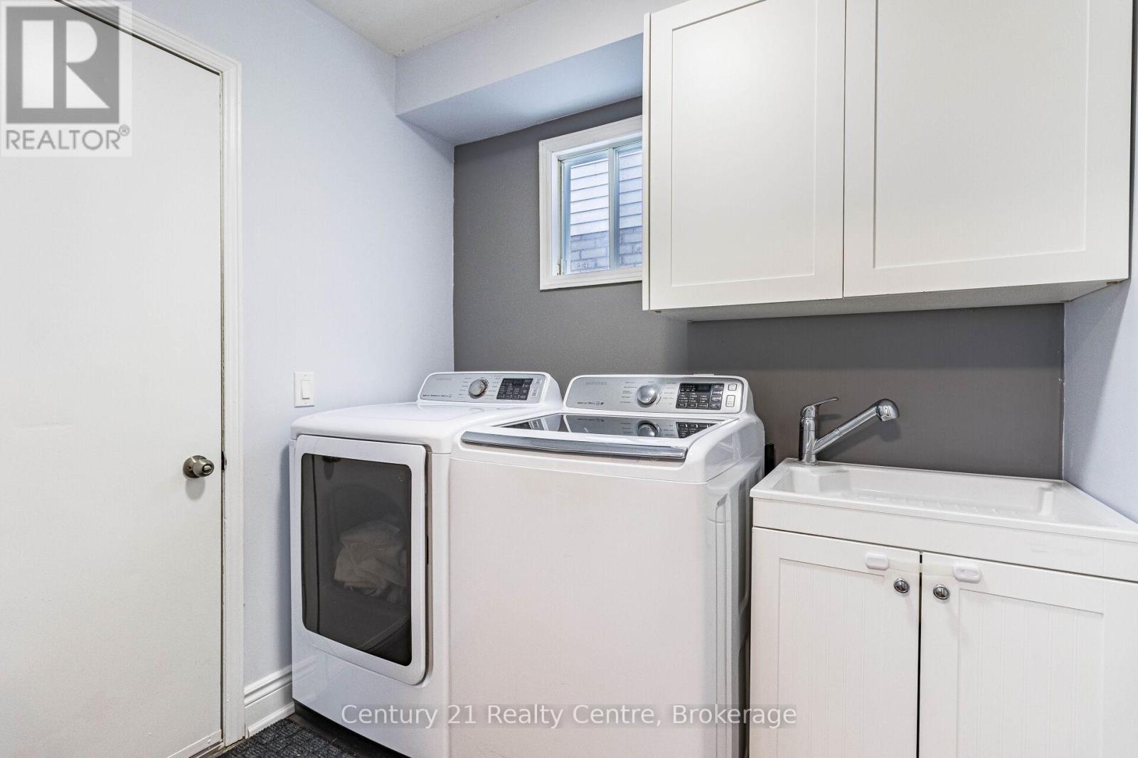 Single Family House for Sale in  NIAGARA PLACE Brampton (Westgate) 