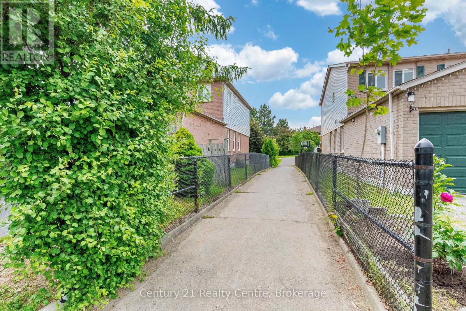 Single Family House for Sale in  NIAGARA PLACE Brampton (Westgate) 