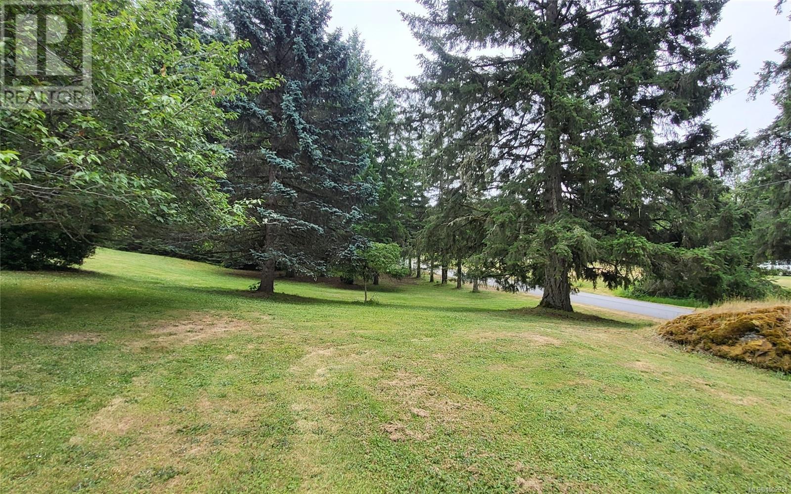  2554 Bukin Drive East, Highlands