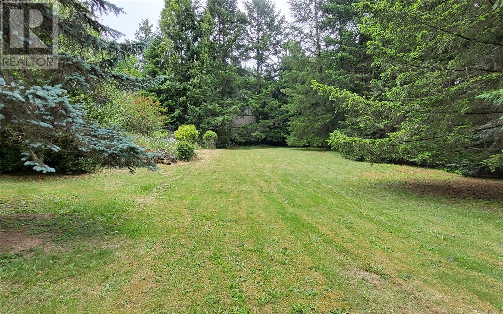  2554 Bukin Drive East, Highlands