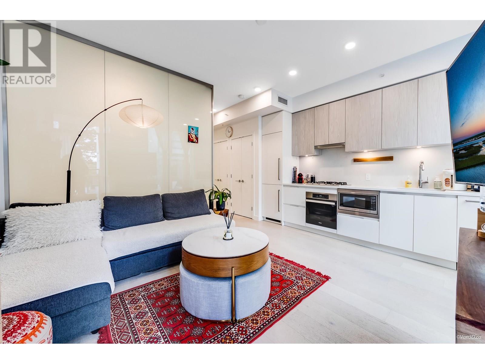Photo 13 of 102 4240 Cambie Street, Vancouver BC