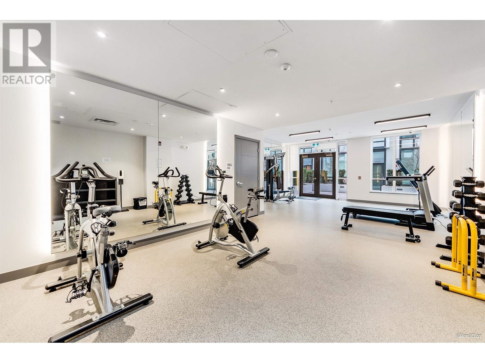 Photo 18 of 102 4240 Cambie Street, Vancouver BC