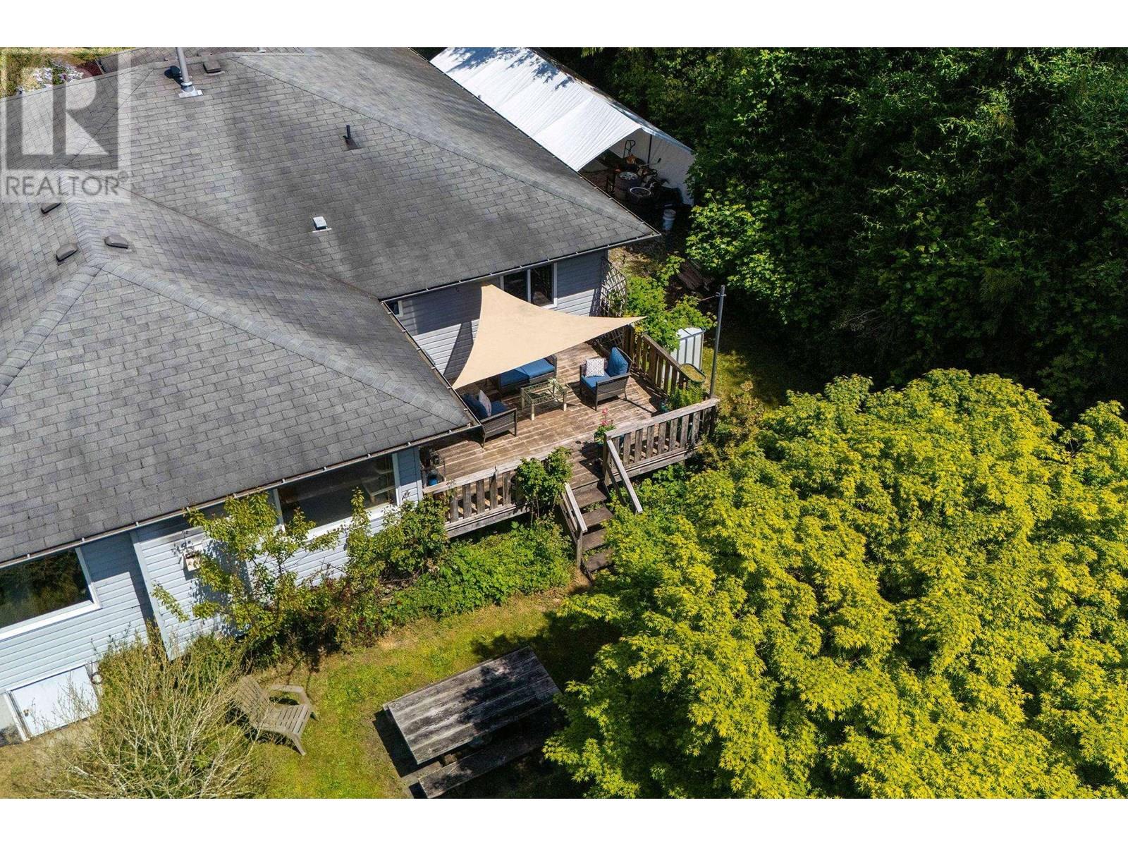 2557 MILES ROAD, Roberts Creek