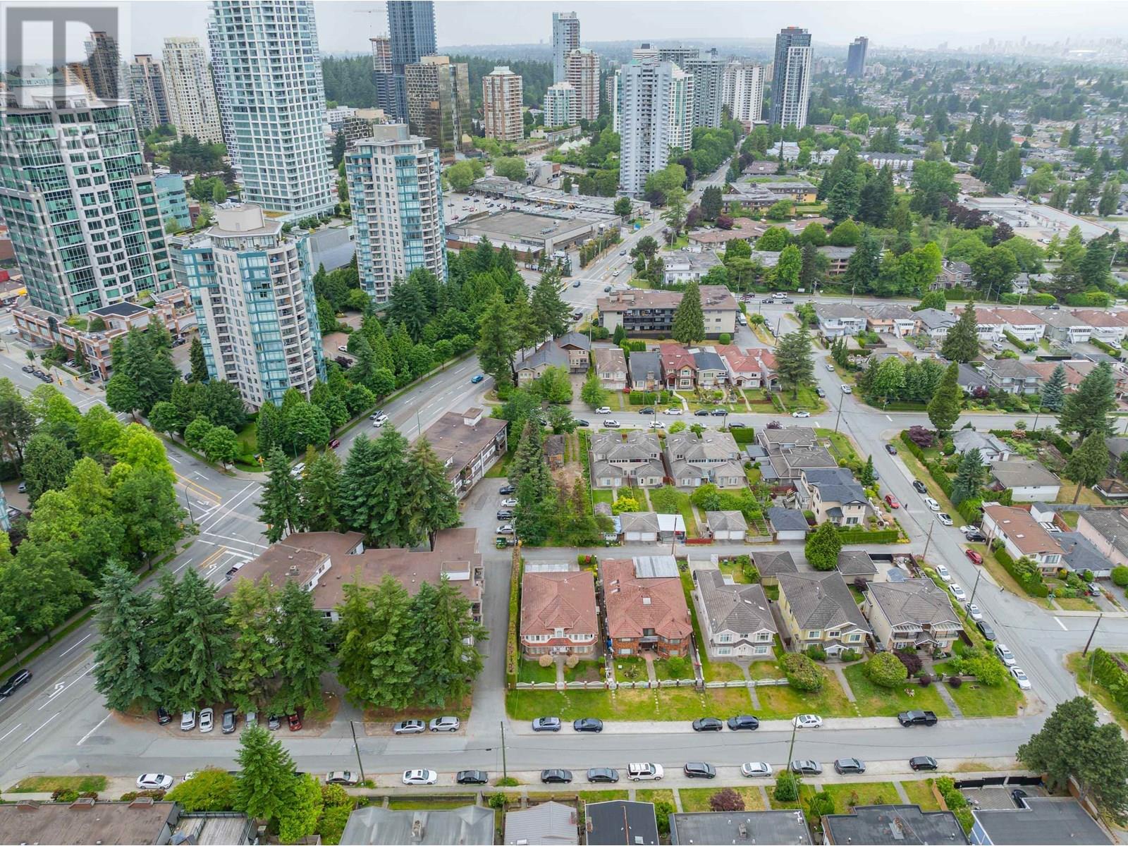 Photo 1 of 5864 Pioneer Avenue, Burnaby BC