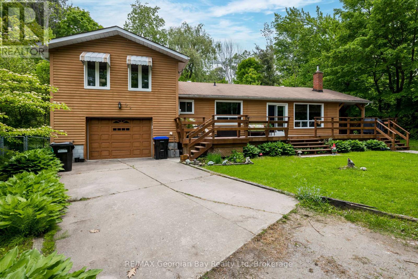 Photo 4 of 23 Duquette Court, Tiny ON
