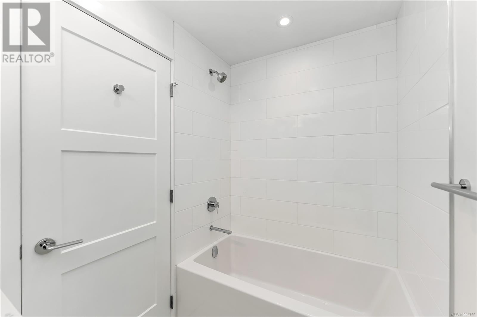 Single Family House Character for Sale in  C  Richardson St 1224 Richardson Victoria 