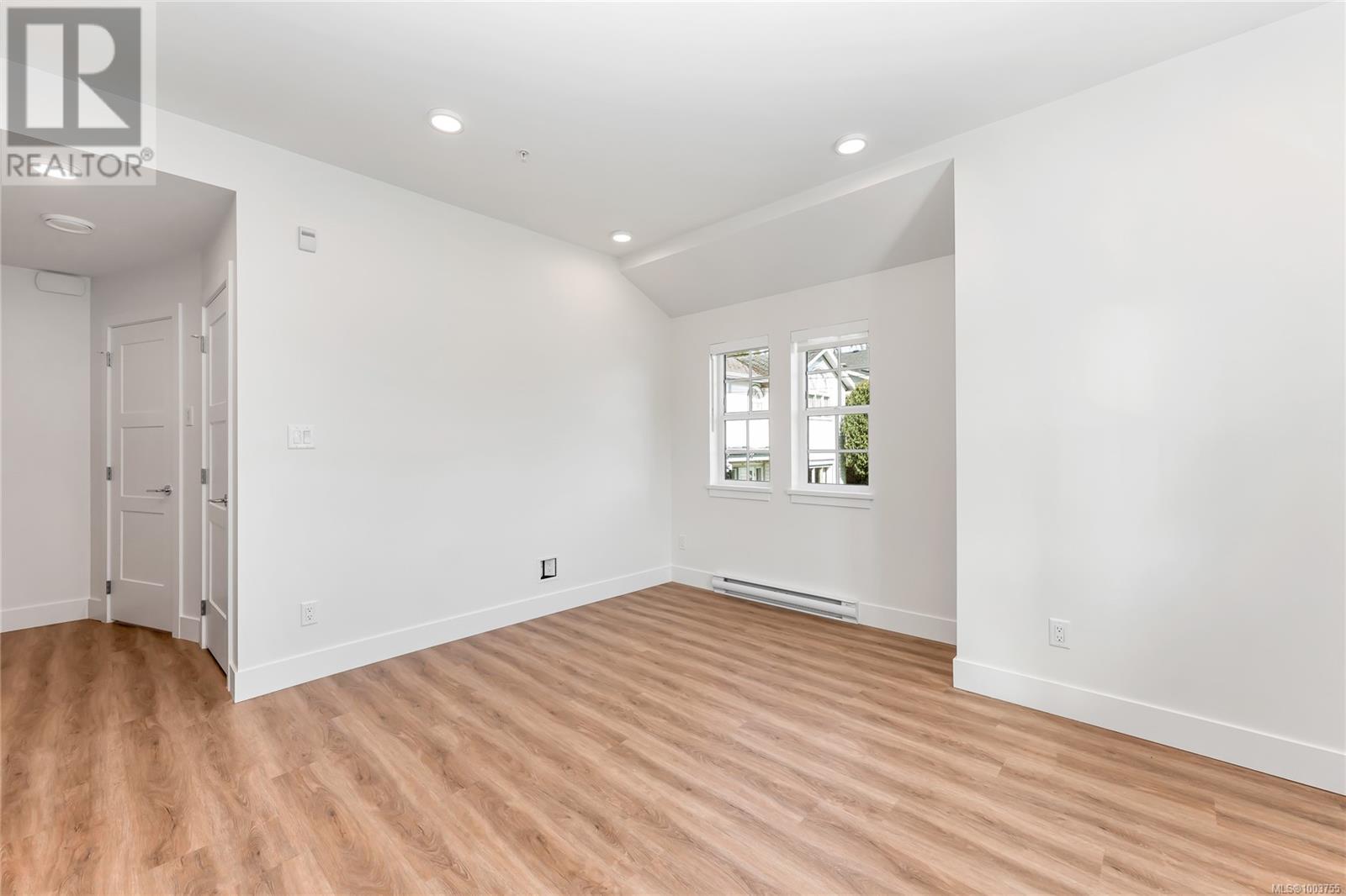 Single Family House Character for Sale in  C  Richardson St 1224 Richardson Victoria 