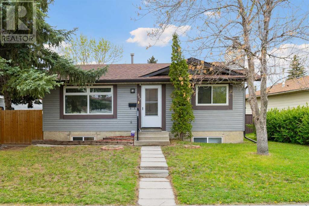 Single Family House Bungalow for Sale in  Fallswater Road NE Falconridge Calgary 