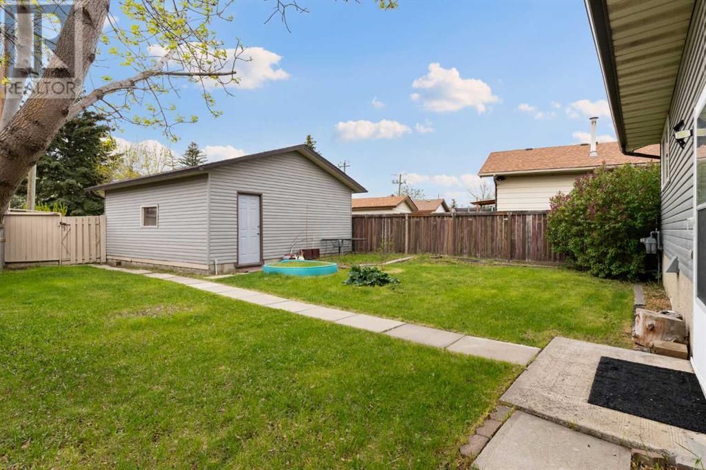 Single Family House Bungalow for Sale in  Fallswater Road NE Falconridge Calgary 