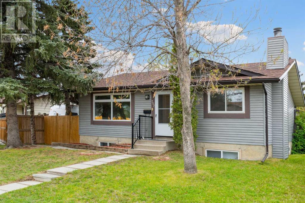 Single Family House Bungalow for Sale in  Fallswater Road NE Falconridge Calgary 
